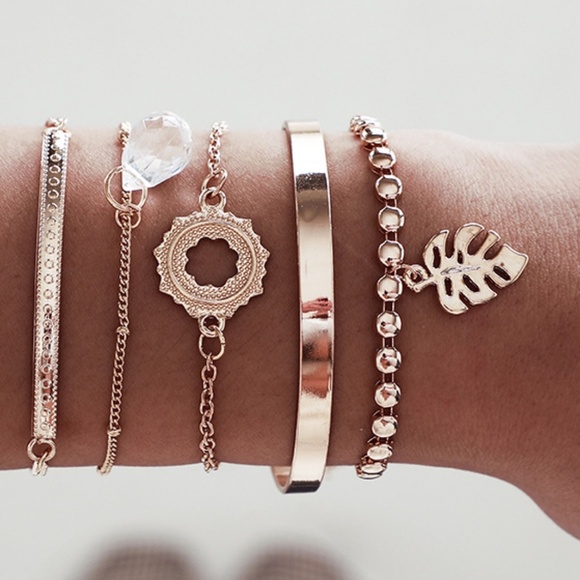 **AMBROSE* 5-Pc Gold x Leaf Fashion Bracelet Set - Picture 1 of 11